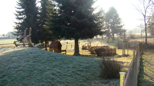prostorne detske hriste u MS v Nepasicich.JPG prostorne detske hriste u MS v Nepasicich.JPG