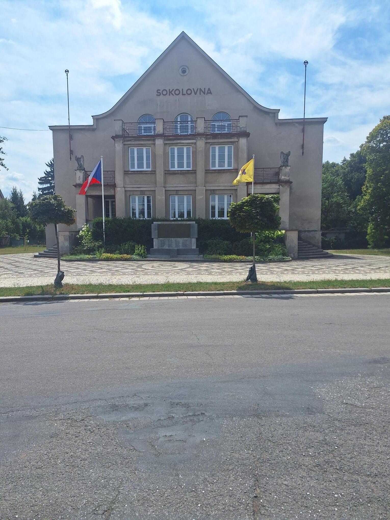 mesto-podporuje-mistni-sokol